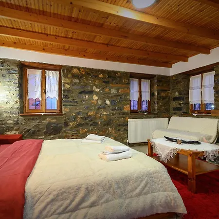 Konaki 帕雷斯阿吉萨那