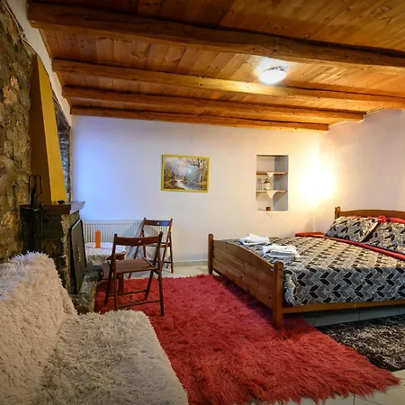 Konaki * 帕雷斯阿吉萨那