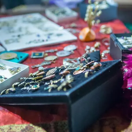 Konaki * 帕雷斯阿吉萨那