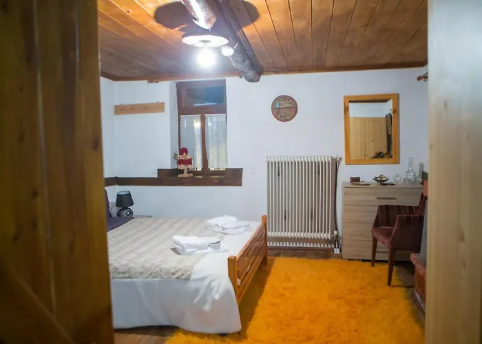 Konaki 帕雷斯阿吉萨那